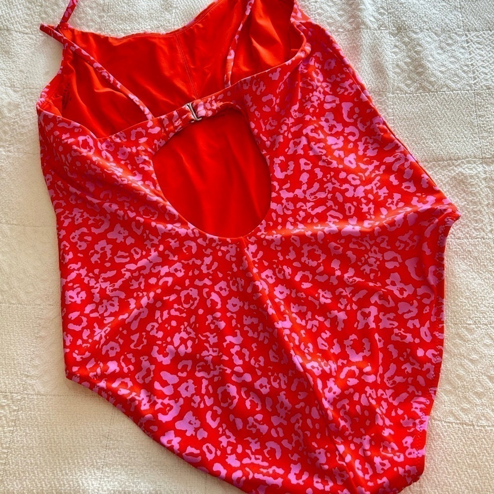 Athleta Swimsuit One Piece Coral Leopard Print Keyhole Back size XL - Picture 7 of 16